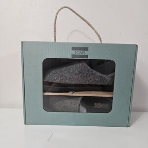 NWT! Womens Toms Gray And Black House Shoes!